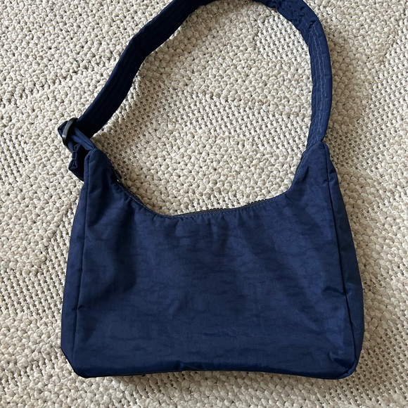 BAGGU Mini Nylon Shoulder Bag in Navy - Picture 2 of 5